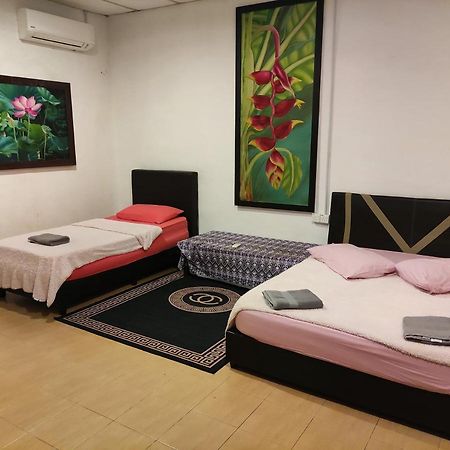 Kencana Guest House ปันไตเจอนัง ภายนอก รูปภาพ