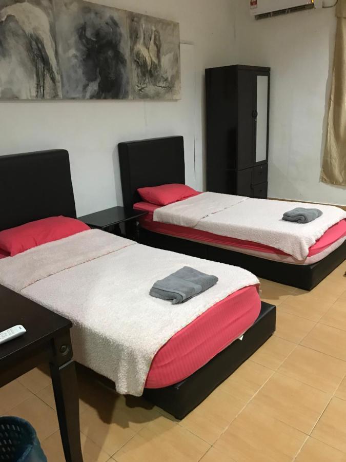 Kencana Guest House ปันไตเจอนัง ภายนอก รูปภาพ